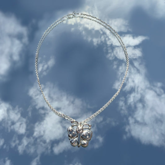 Smile butterfly necklace
