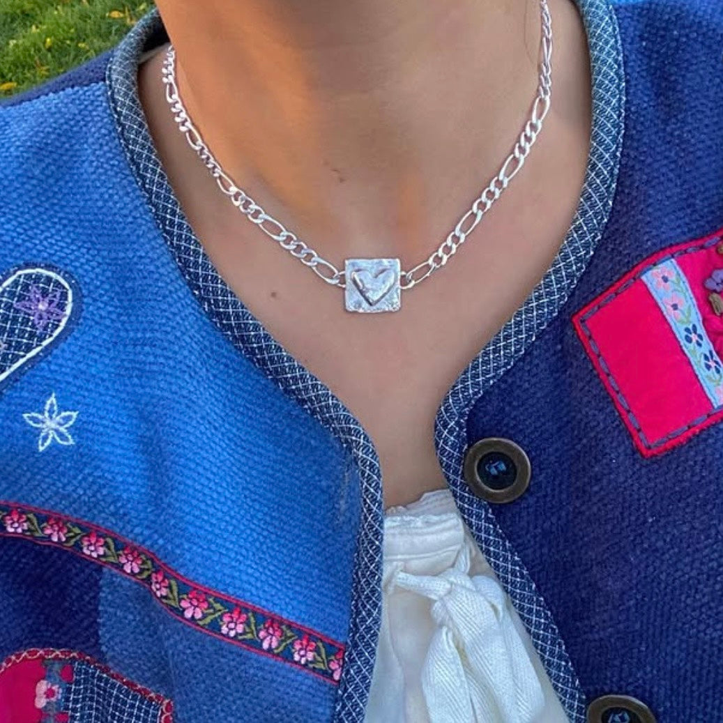 Heart square necklace