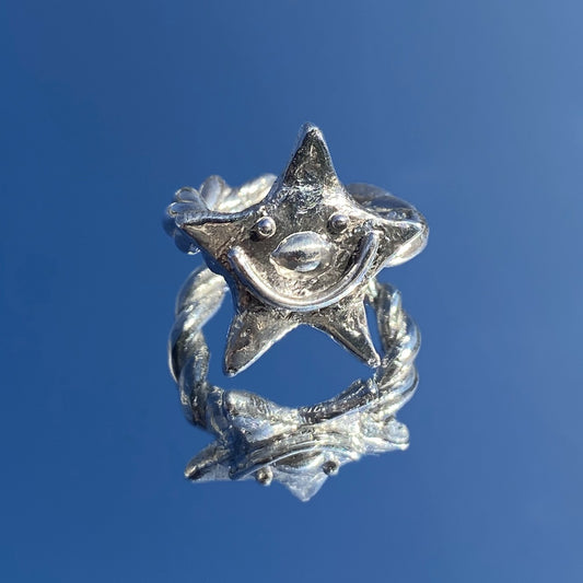 Smile star ring