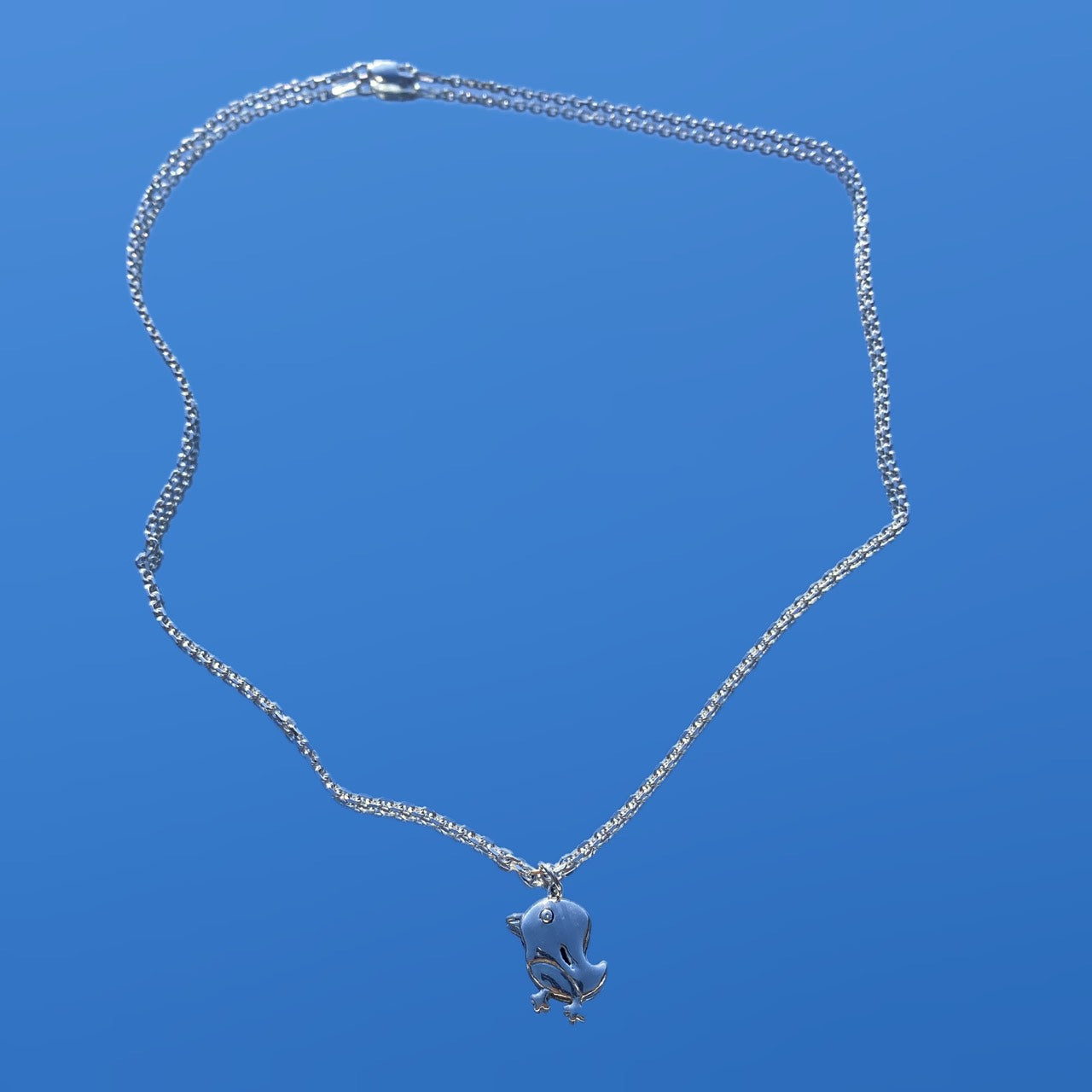 Cute little bird by Elia necklace
