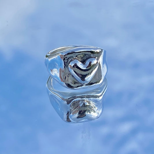 Hard heart ring